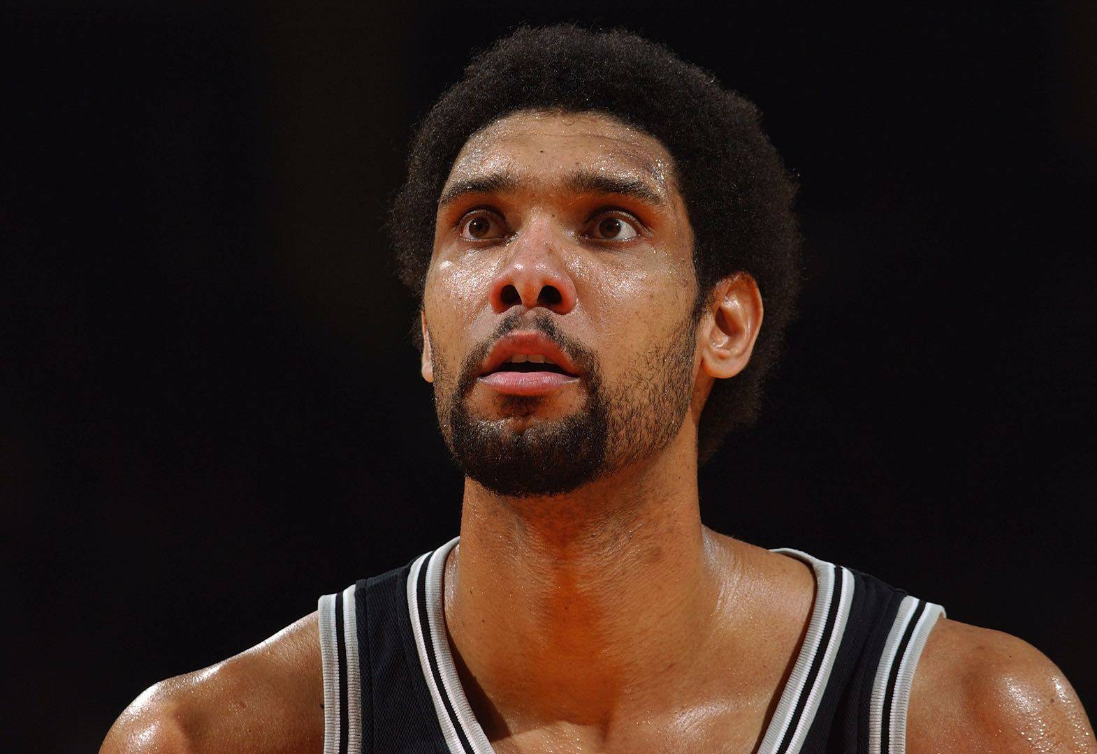 前NBA球员强奸案成立被判处入狱100个月(nba球员shai)