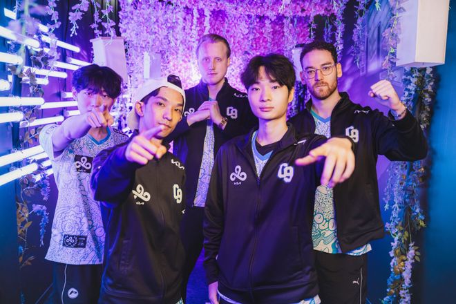 战胜C9后，FLY官推发文：首局胜率99.999999999%(高省邀请码999998)