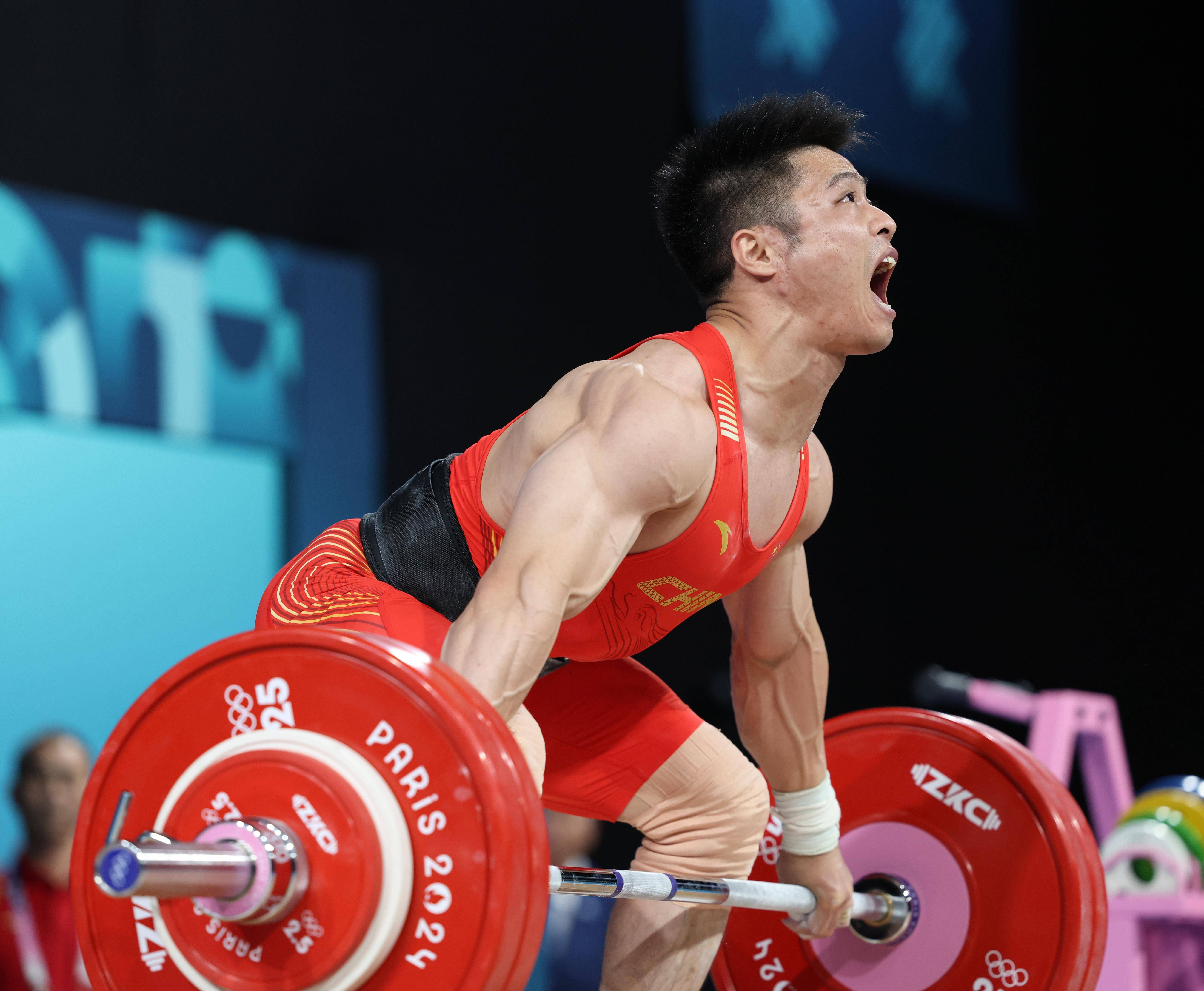 开云体育-举重男子组决赛，伊朗选手勇夺头筹(巴黎奥运会举重男子)